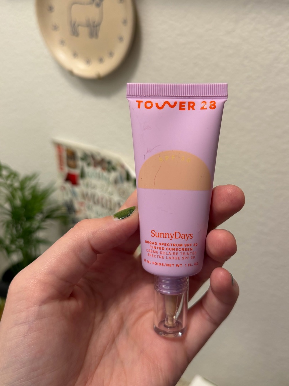 Tower28 SunnyDays Tinted SPF 30
13 La Cienega
Light with Neutral Undertones